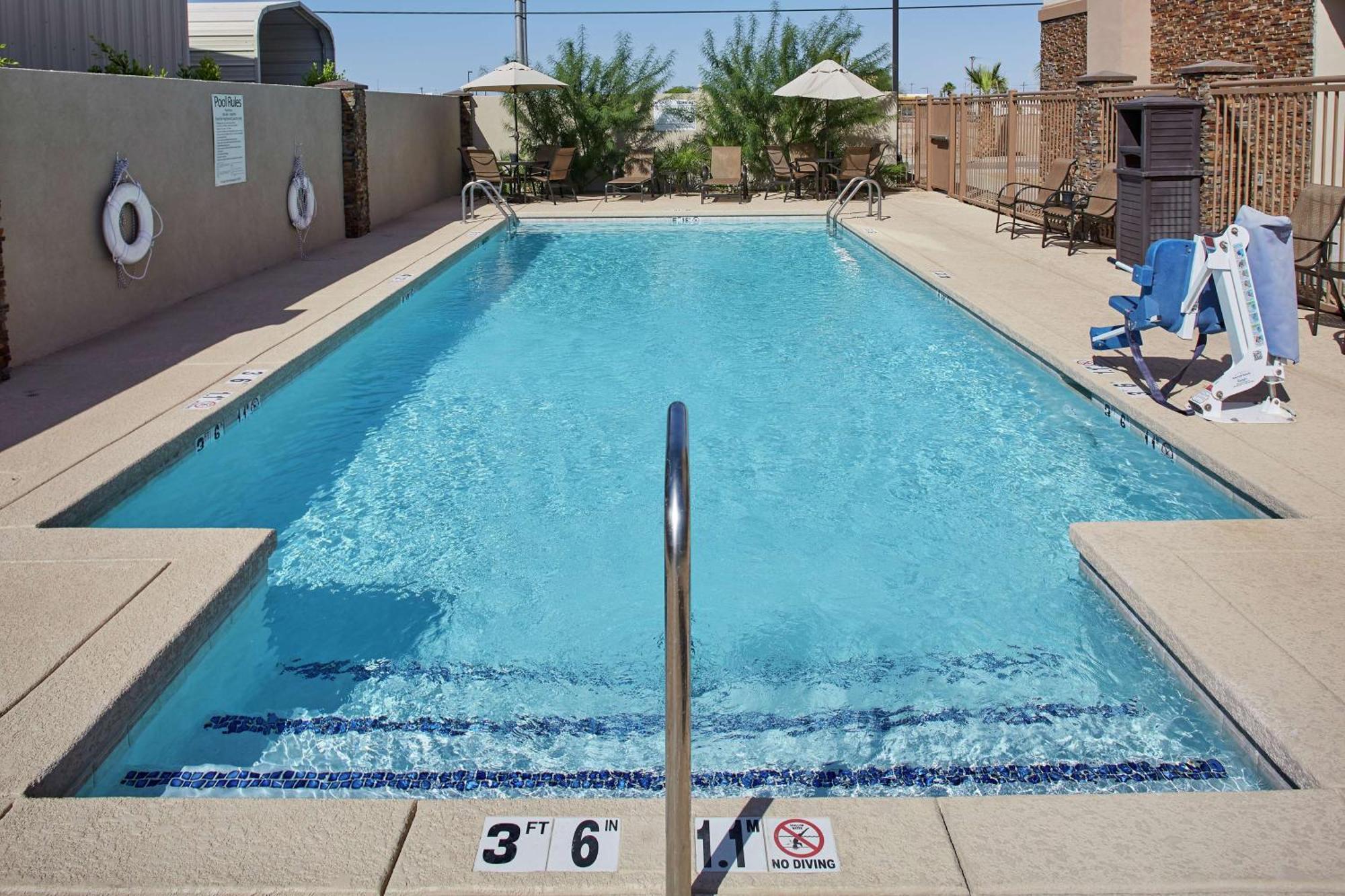Hampton Inn Parker, Az Exteriör bild